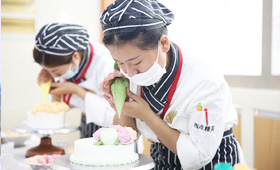 邯郸新东方烹饪学校西点店长