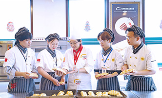 邯郸新东方烹饪学校西点店长班